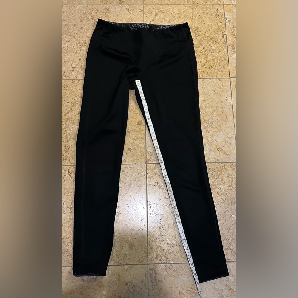 Athleta Reversible Black And Patterned Leggings S… - image 3